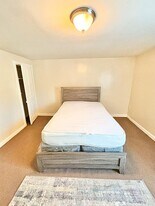 815 N Caroline St in Baltimore, MD - Building Photo