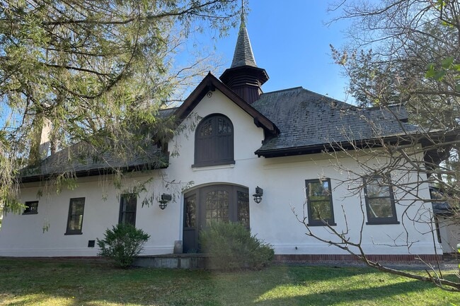 property at 12 Pine Hill Rd