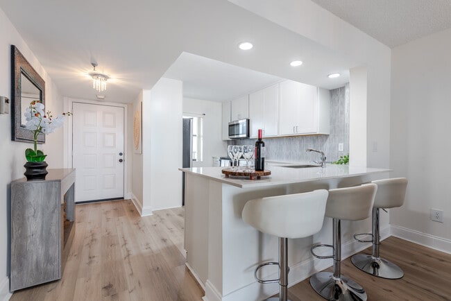 property at 896 N Federal Hwy