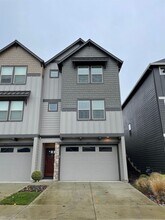 4231 NW Sage Loop in Camas, WA - Building Photo - Building Photo