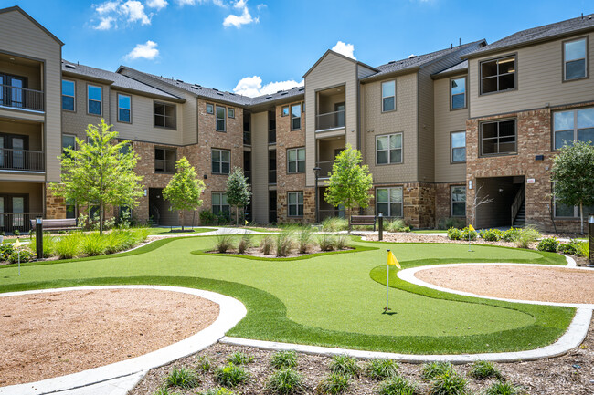 Alders Cross Creek 62+ Active Adult Homes in Fulshear, TX - Foto de edificio - Building Photo