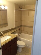 1575 Tremont St in Boston, MA - Foto de edificio - Building Photo