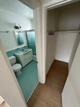 1236 N Sweetzer Ave in West Hollywood, CA - Building Photo - Building Photo