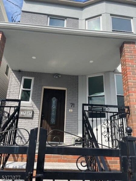 71 Irving St in Newark, NJ - Building Photo - Building Photo