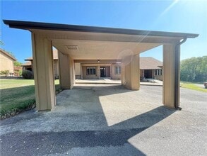 12 Walter Dr in Bella Vista, AR - Building Photo - Building Photo