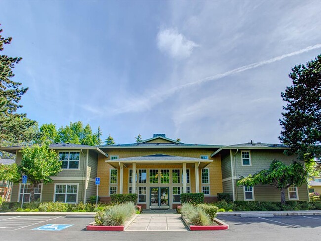 Commons at Timber Creek Apartments in Portland, OR - Building Photo - Building Photo