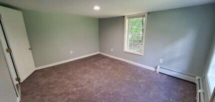 89 Linden St, Unit A in Exeter, NH - Building Photo - Building Photo