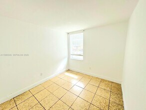 1805 W 56th St in Hialeah, FL - Building Photo - Building Photo