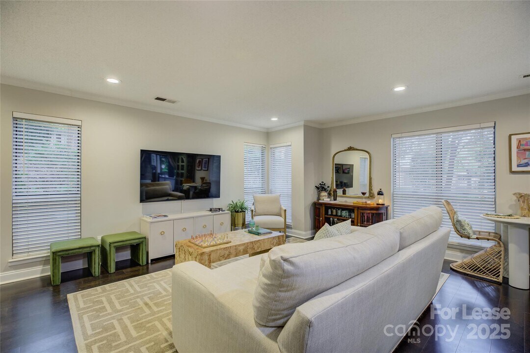 2506 Cranbrook Ln in Charlotte, NC - Building Photo