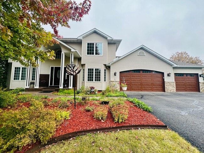 17452 Hibiscus Ave in Lakeville, MN - Building Photo - Building Photo