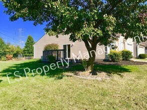 6728 Garway Ln in Indianapolis, IN - Foto de edificio - Building Photo