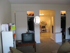 422 Aylesford Pl in Lexington, KY - Building Photo - Building Photo