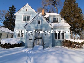 1628 Hst W 10th St in Anderson, IN - Building Photo