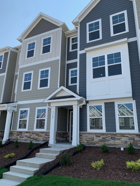 1741 Barrett Run Trl in Apex, NC - Building Photo