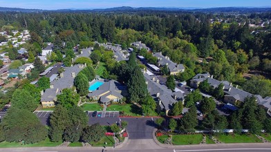 Commons at Avalon Park Apartments in Tigard, OR - Building Photo - Building Photo