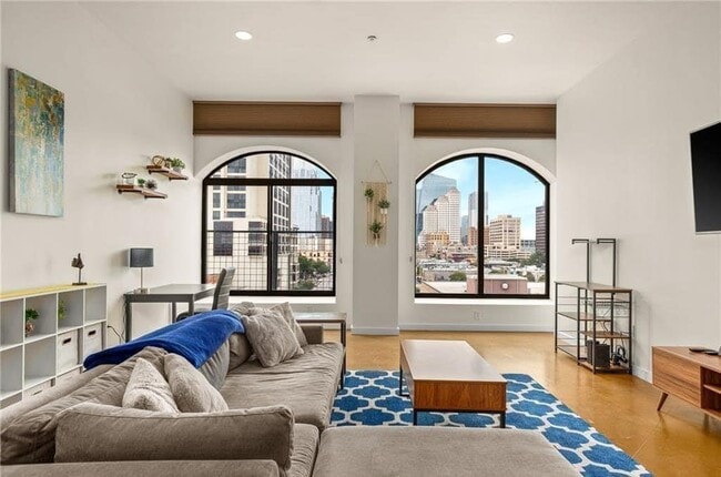 507 Sabine St in Austin, TX - Foto de edificio - Building Photo