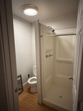 13 Church St, Unit Unit 2 in Rutland, VT - Building Photo - Building Photo