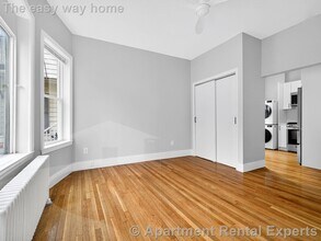 1576 Cambridge St in Cambridge, MA - Foto de edificio - Building Photo