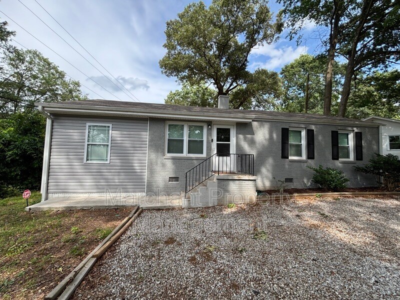 18 Prosperity Ct in Greenville, SC - Foto de edificio