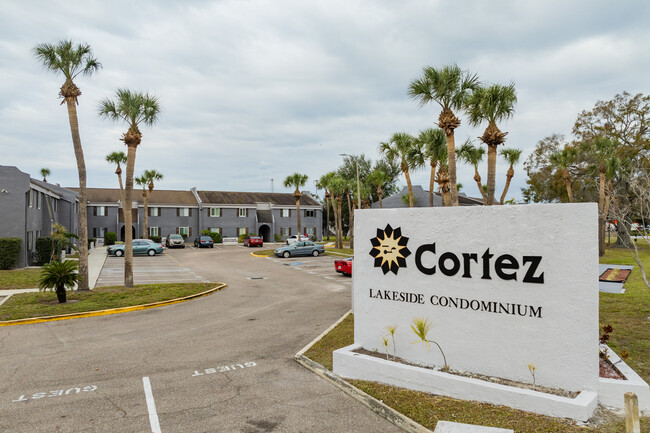 Cortez of Carrollwood in Tampa, FL - Building Photo - Building Photo