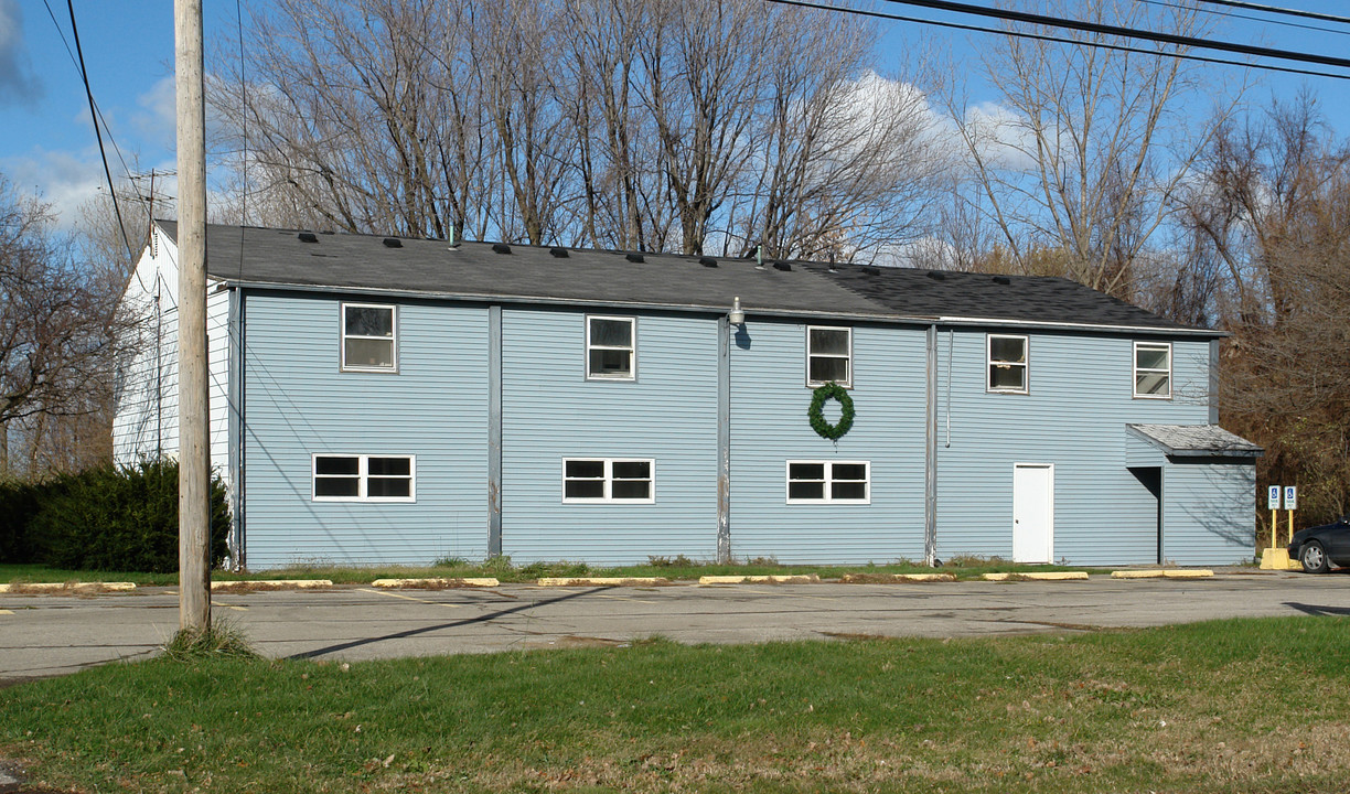 2350 Liberty Ave in Vermilion, OH - Building Photo