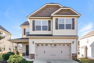 104 W Webber Ln in Clayton, NC - Building Photo