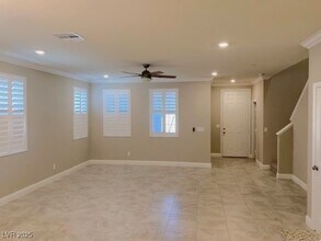 3166 McKenna Dawn Ave in Henderson, NV - Building Photo - Building Photo