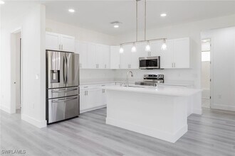 714 Anaconda Ave S in Lehigh Acres, FL - Building Photo - Building Photo