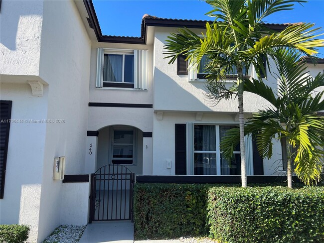 8625 SW 152nd Ave in Miami, FL - Building Photo - Building Photo