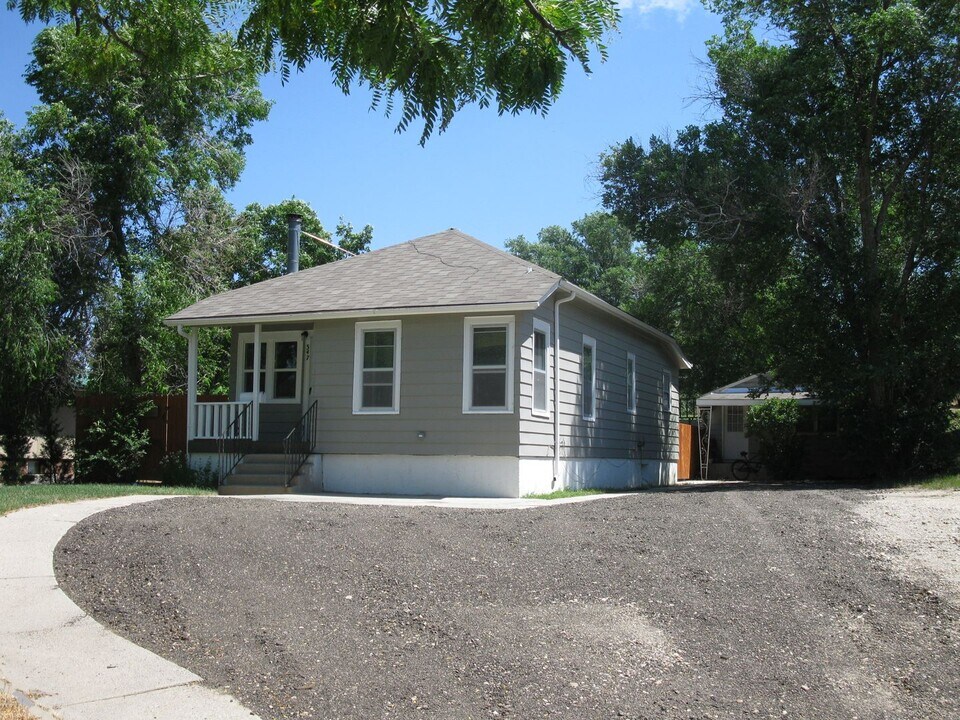 347 S Jackson St in Casper, WY - Building Photo