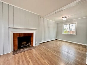 18 Lanecrest Ave in New Rochelle, NY - Foto de edificio - Building Photo