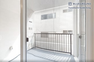 1265 Barry Ave in Los Angeles, CA - Building Photo - Building Photo