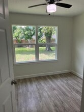 1310 Canterview Dr in Houston, TX - Building Photo - Building Photo