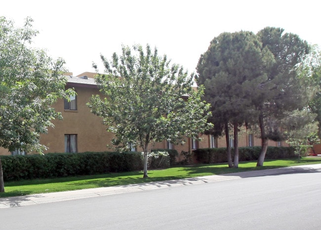 Desert Willow Apartments