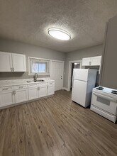 1512 English Ave in Indianapolis, IN - Building Photo - Building Photo