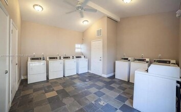 1752 NW 1st St in Miami, FL - Building Photo - Building Photo