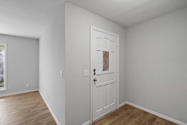 3326 Foster Ln in Austin, TX - Building Photo - Building Photo