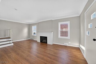 8910 McCracken Rd in Garfield Heights, OH - Building Photo - Building Photo