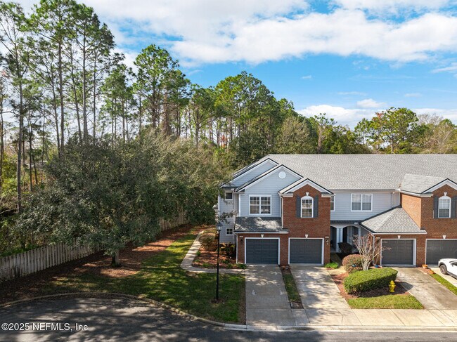 13253 Stone Pond Dr