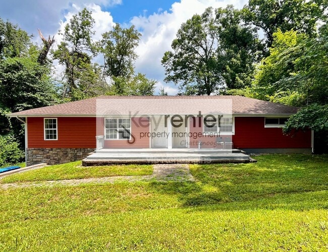 property at 5 Gaylord Dr