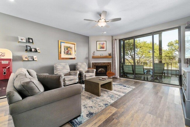 property at 1501 Barton Springs Rd