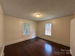 2214 Floral Ave in Charlotte, NC - Building Photo - Building Photo