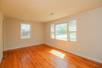 118 Fyfer Pl in Columbia, MO - Building Photo - Building Photo