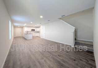 7915 Eaton Ave in Jacksonville, FL - Building Photo - Building Photo