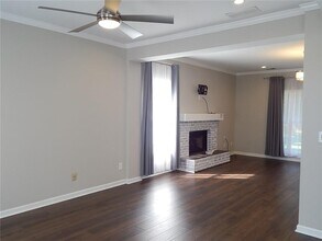 115 Brentwood Ln in Woodstock, GA - Foto de edificio - Building Photo
