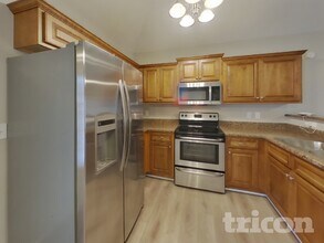 414 Niagra Ln in Murfreesboro, TN - Foto de edificio - Building Photo