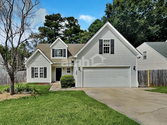 property at 3805 Lodgepole Ln