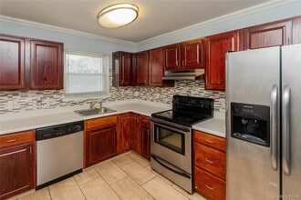 99 Boniface Dr in Pine Bush, NY - Building Photo - Building Photo