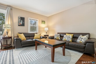 62 Sherry Ln in New Milford, CT - Building Photo - Building Photo