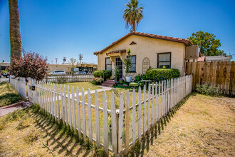 1612 1st St in Bakersfield, CA - Building Photo - Building Photo